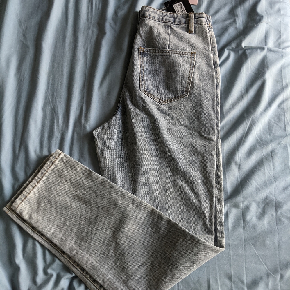 Brand New Pretty Little Thing Straight jeans